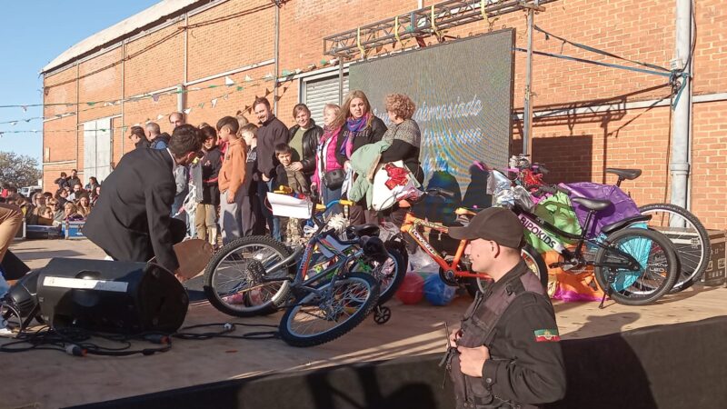 MULTITUDINARIO FESTEJO DEL DÍA DEL NIÑO EN LA COSTANERA