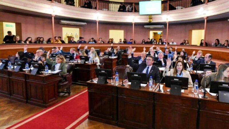 En la página web de la Cámara de Diputados provincial se puede ver la nómina de trabajadores y contratados