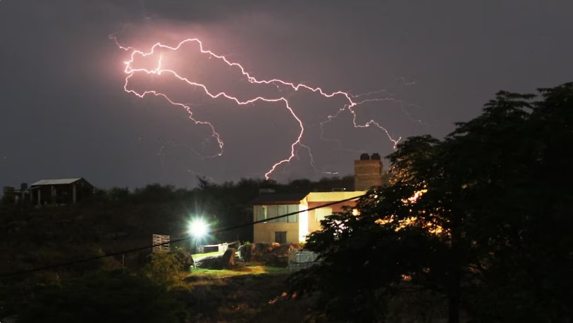 Rige una alerta por tormentas y lluvias: las 14 provincias que se verán afectadas