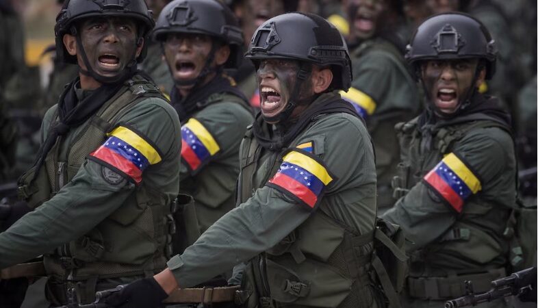 La dictadura chavista desplegará 1.200 efectivos militares para custodiar a Nicolás Maduro durante su ilegítima investidura presidencial