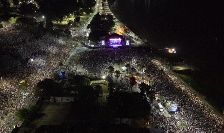 La Fiesta del Mate cerró su segunda noche con 90 mil personas