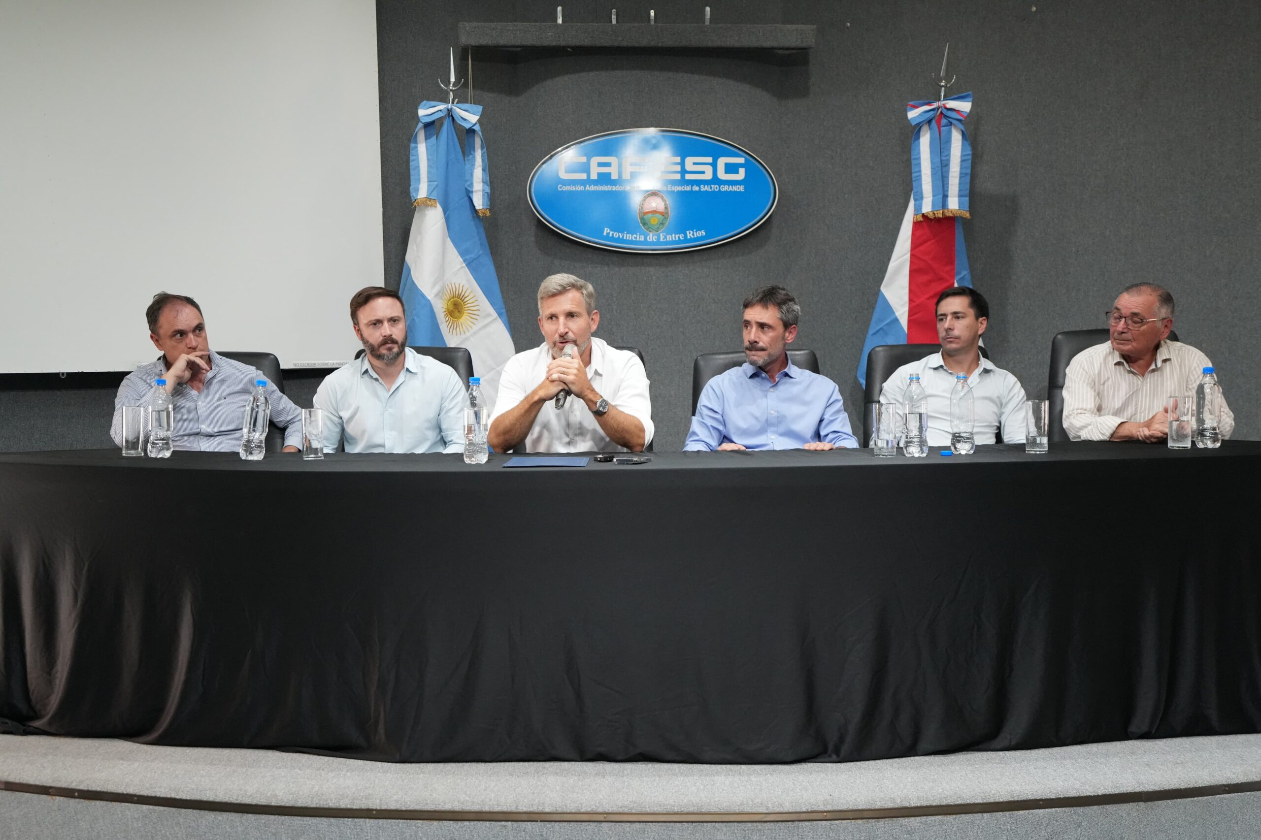 A partir de un convenio con el CFI y la provincia, la Cafesg tendrá a su cargo la nueva Unidad de Gestión Técnica para impulsar el desarrollo económico regional